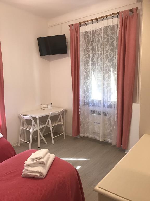 Albergo Chiara Savignone Luaran gambar